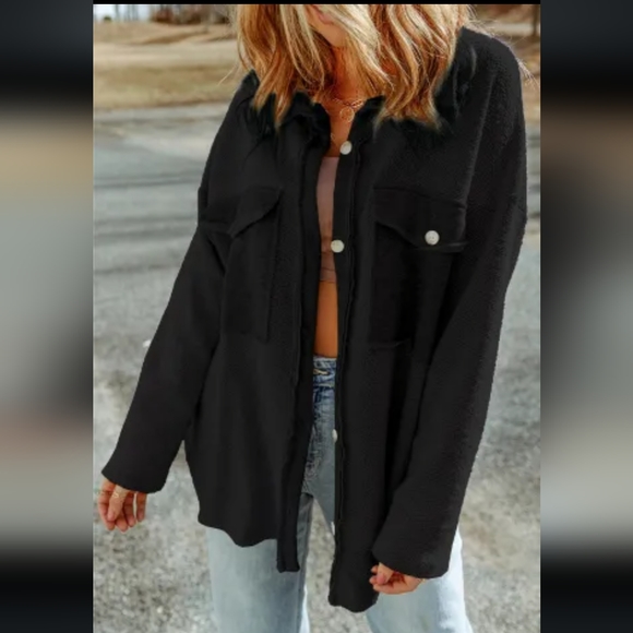 New contrast pocket relaxed shacket - Picture 9 of 12